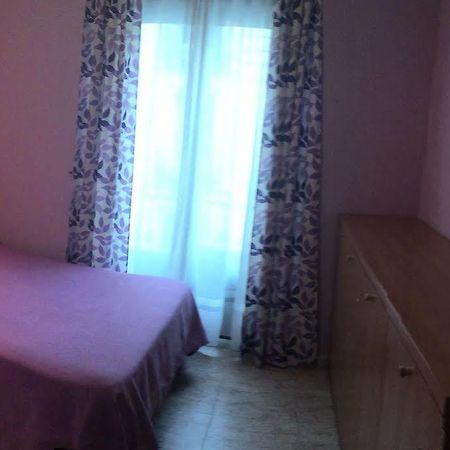 Hostal Cruz Sol Madrid Exterior photo